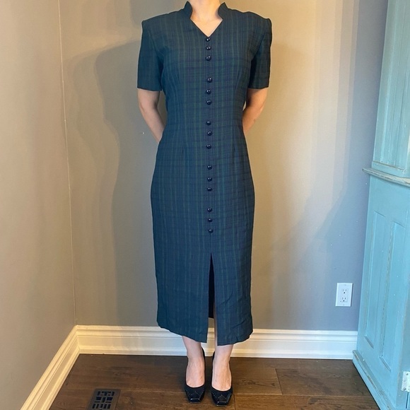 Vintage Navy and Green Plaid Dress - Picture 3 of 9